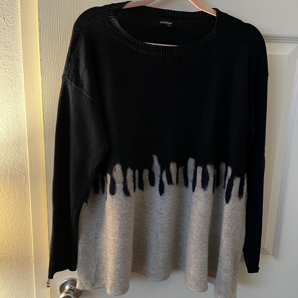 Ottod’Ame navy and grey sweater wool blend size 8, but oversized fits like a L
